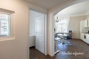 Pronájem bytu 2+kk, Na Kozačce, Vinohrady, 26 900 Kč/měs, 52 - 8