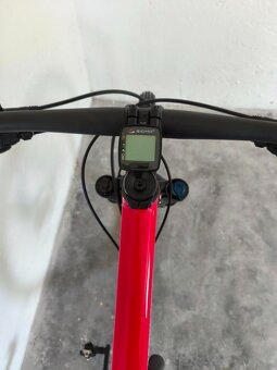 Prodám horské kolo SPECIALIZED ROCKHOPPER - 8