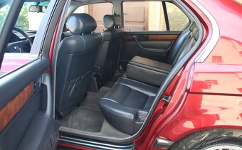 BMW 735i A - 8