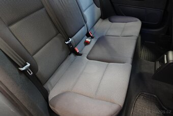 Audi A3 1.6i , 85 kW benzín, 2005 - 8