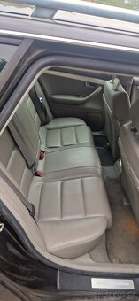 Audi A4b7 combi 3.2 fsi - 8