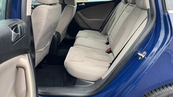 VW Passat 2.0 TDi Comfortline CR - 8