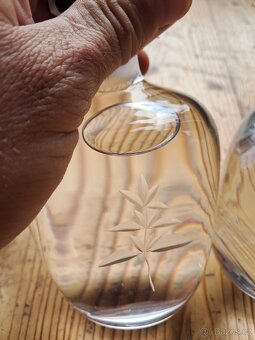 GIN Jíme Jih 2021, křišťálové láhve - 8