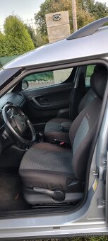 Roomster 2013 1.6I 66kW - 8