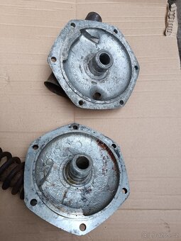 Převodovka tachometr karburátory K37 kliková hřídel - 8