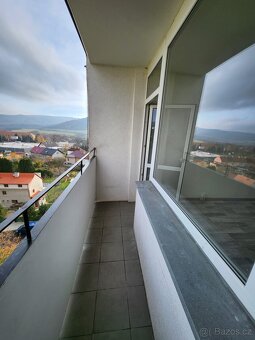 Pronájem bytu 1+kk 24 m2, Klášterec nad Ohří, bez provize RK - 8