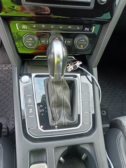 Volkswagen Passat 4motion r line - 8