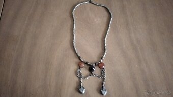 HODINKY A  JINÉ LEVNĚ. - 8