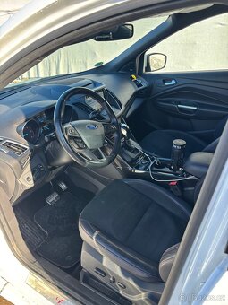Ford kuga 2,0tdci 4x4 st-line - 8