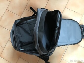 batoh 25l outdoor - šedý - NOVÝ - 8