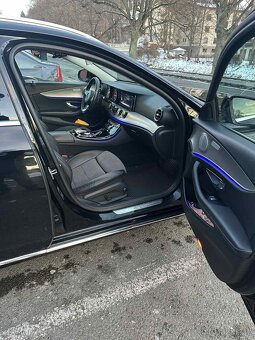 Mercedes-Benz E-Class 220D 2018 - 8