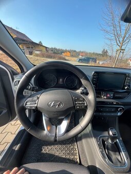 Hyundai i30 kombi - 8