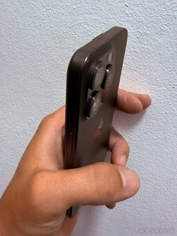 Prodám iPhone 15 Pro Black Titanium 128GB - 8