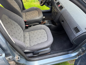 Škoda Fabia 1.4 16V 74kw Elegance - 8