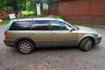 Volkswagen Passat Variant 1.9 TDI 96kw 4Motion - 8
