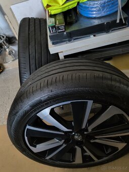 ALU kola Toyota Yaris 5x114,3 R18 Originál,pneu Goodyear 98% - 8