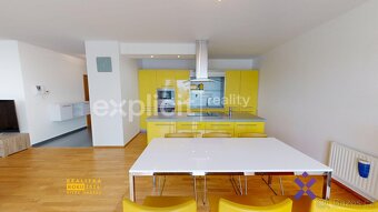 Pronájem bytu 2+kk s lodžií a garážovým stáním, 70 m2 - ul. - 8