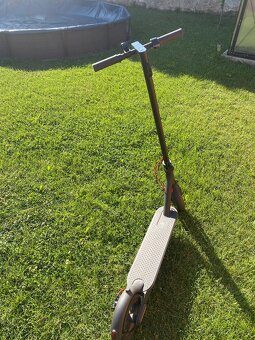 Elektrická koloběžka Xiaomi mi scooter pro 2 - 8