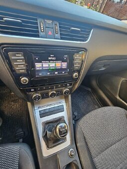 Škoda Octavia 3 combi Greenline 81kW 1,6 Tdi+sada z.kol - 8