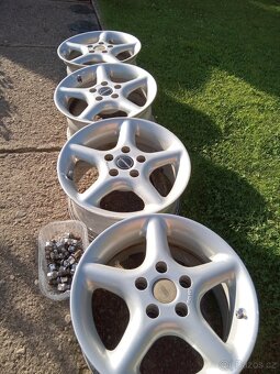 alu kola Borbet 15"  5x108  7J  ET35  střed 72 mm - 8
