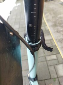 Prodám dětskou koloběžku téměř nová minimálně jeta - 8