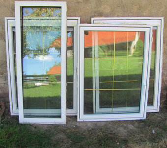 3x PLASTOVÉ DVEŘE + 9x OKNA - BÍLÁ - WINKHAUS - 8