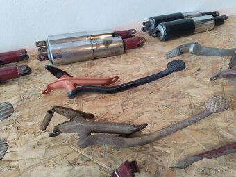 Jawa kývačka, panelka, ČZ - 8