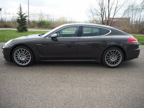 Porsche Panamera 4S 3.0 - 8