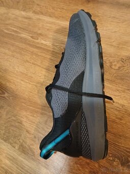 Prodávám boty Under Armour UA U Sonic Trail velikost 46 - 8