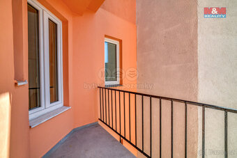 Prodej bytu 4+1, 121 m², Cheb, ul. Májová - 8