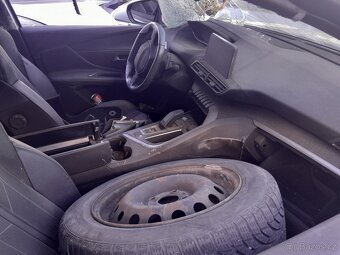Peugeot 3008 1,2t 130 - 8