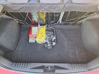 Ford Fiesta 2003 - 8