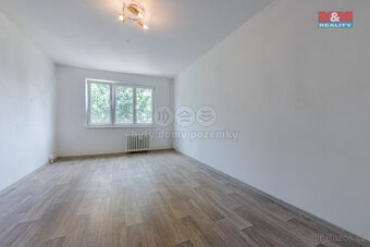 Prodej bytu 3+1, 67 m², Cheb, ul. 17. listopadu - 8