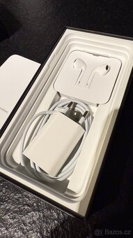 iPhone 11 Pro Max 256 GB + originální příslušenství - 8