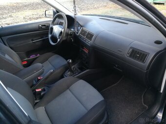 Vw golf 4 variant rok 2005 plně pojízdné - 8