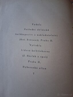 Kniha z roku 1919 DOKTOR HRBÁČEK Román dítěte  H.Špolc - 8
