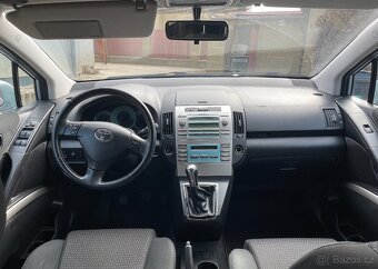Toyota Corolla VERSO 2.2 TDI(100 KW), nová STK - 8