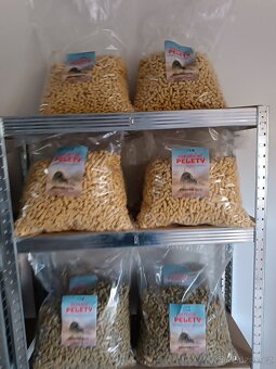 Kukuřičné a řepkové pelety na Ryby - 8