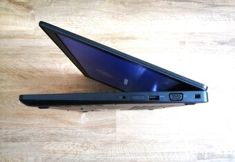 DELL Latitude E5580 - 15.6", SSD, DDR4-16GB, PODS.KLÁV. - 8