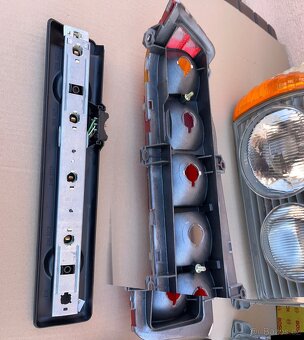 Mercedes W123 přední a zadní lampy Bosch nové - 8
