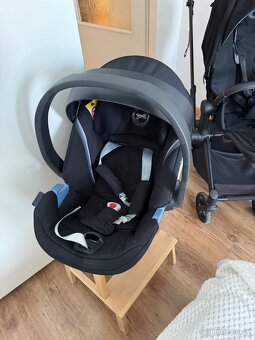 Cybex Priam 2023 s cernou konstrukci - 8