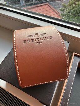 Breitling Super Avenger II - 8