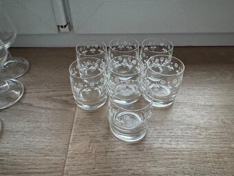 Starožitný Porcelán a sklo - 8