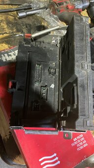 Mercedes W221/CL 216 Pojist. skřínky-moduly SAM. - 8