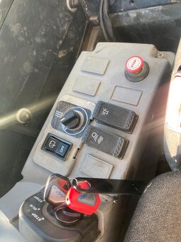 Minibagr Kubota KX019-4 - 8