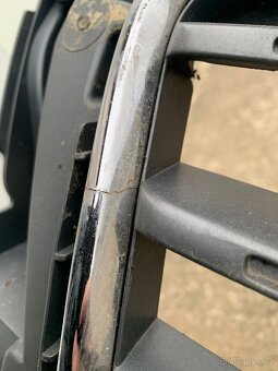 Maska a5 07-11 8T0 mrizka do nárazníku znak - 8