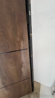 Bytové vstupní dveře 80 P - 8