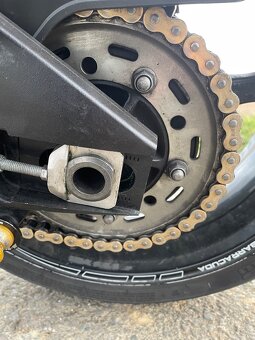 Suzuki GSX-R 1000 K8 - 8