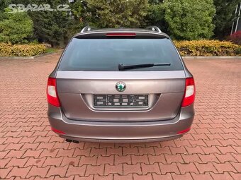 Superb 2.0 TDI 125kW Elegance DSG,tažné,xenon,navi - 8