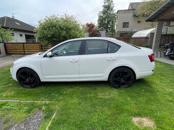 Škoda Octavia lll 2,0TDI - 8